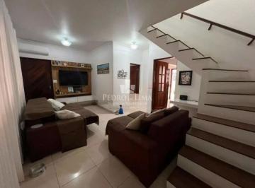 Casa · 150m² · 3 Quartos · 2 Vagas · Sobrado na Penha com 150m², 3 Dormitórios, 1 Suíte, Quintal, Churrasqueira e Placas Solares