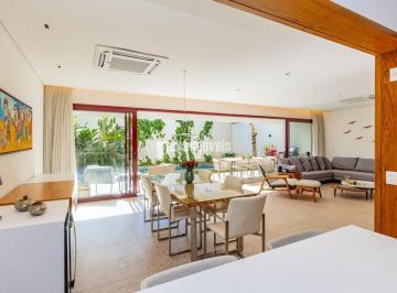 Casa · 536m² · 3 Quartos · 4 Vagas · EXCELENTE LOCALIZAÇÃO !!! CASA EM CONDÔMINIO FECHADO!!!