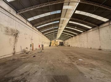 Comercial · 2000m² · 5 Vagas · Oportunidade - Galpão Comercial Industrial - Jardim Santa Maria - Jacareí - 1.600m².