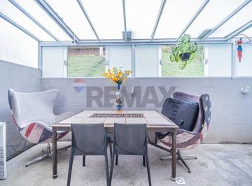 Apartamento · 67m² · 2 Quartos · 1 Vaga · Apartamento garden, térreo, com quintal. 67m²