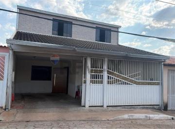 Casa · 350m² · 6 Quartos · 2 Vagas · Sobrado - 6 Quartos - Condomínio Fechado – Samambaia Norte - QR 603 - Samambaia