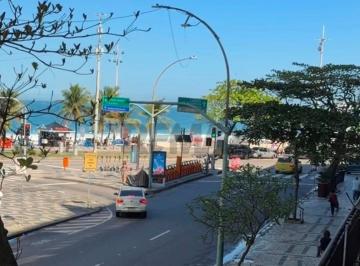 Apartamento · 249m² · 4 Quartos · 2 Vagas · R$ 4.800.000 - IPANEMA - Apartamento reformado com 4 quartos, 2 vagas, 249 m² e vista para o mar, a 