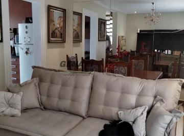 c13efbeb-284b-45b9-9f0e-76d9035ad781.jpg · Sobrado à venda, com 3 quartos, sendo 1 suíte e com piscina, localizado no bairro Jardim MorumbiInda