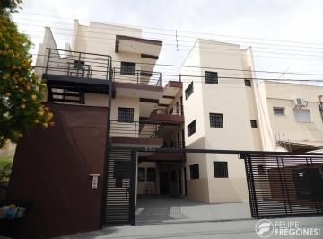 img0 · Apartamento com 1 Quarto(s) e 1 banheiro(s) para Alugar, 29 m² por R$ 1082 / Mês