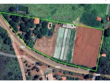 Rural · 150m² · 2 Quartos · Chácara Escriturada Núcleo Rural Saia Velha Santa Maria na Beira da Pista