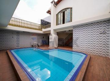 Casa · 235m² · 5 Quartos · 4 Vagas · Casa QNA 55  -  Taguatinga  -  Piscina  -  4 Quartos