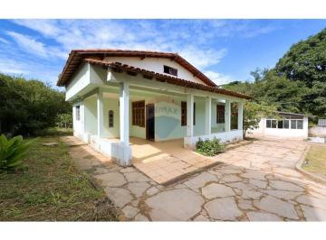 Terreno · 1242m² · 10 Vagas · Rua 1 - Jockey Club - Casa em Lote de 1.261m2 Oportunidade Rara!