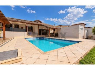 Casa · 600m² · 4 Quartos · 6 Vagas · Casa QI 17   Lago Sul   Lote Vazado   Reformada   Lazer Completo   Casa Auxiliar