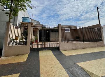 Casa · 205m² · 2 Quartos · 3 Vagas · Casa/Sobrado Casa em Maringá