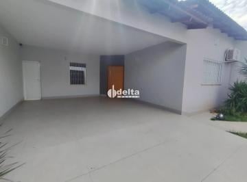 Casa · 250m² · 3 Quartos · 3 Vagas · Casa residencial com 3 quartos sendo 2 suítes disponível para locação no bairro Umuarama em Uberlând