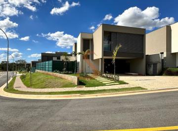 Casa · 288m² · 3 Quartos · 4 Vagas · Venda Casa em Alphaville Dom Pedro 0 Pronta, 3 Suítes, 288m²
