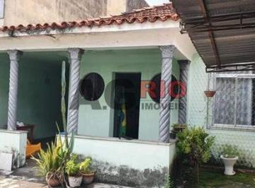 Casa · 281m² · 6 Quartos · 1 Vaga · OPORTUNIDADE!!! 3 CASAS À VENDA EM VILA VALQUEIRE