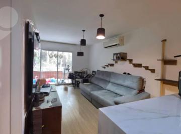 bb1cc18aca33e59e034708489b805ecff990f73a · OCEANSIDE CAMBOINHAS | SALA E QUARTO TODO PLANEJADO EM CONDOMÍNIO PÉ NA AREIA