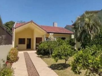 Casa · 103m² · 3 Quartos · 2 Vagas · Casa de Excelente Padrão em Hamburgo Velho Novo Hamburgo