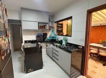 ca6c0317d99189619cf287ac47f51acf5aaabf88 · Casa com 3 dormitórios à venda, 133 m² - Parque Jaçatuba - Santo André/SP