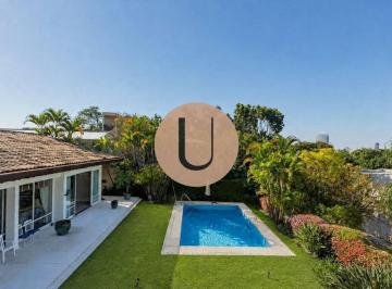 12386709e8c7687be65561250991f7df72845862 · Mansão Exclusiva Próxima ao Jockey Club | 1.481 m² de Terreno e 725 m² Construídos