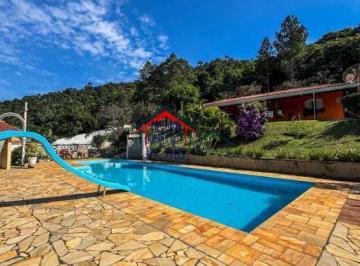 Rural · 300m² · 5 Quartos · Chácara : / Rural / Centro
