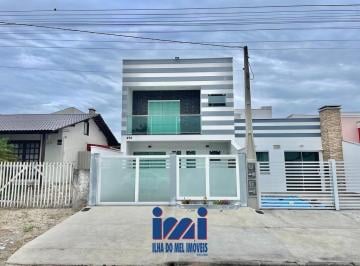 Casa · 103m² · 3 Quartos · 1 Vaga · Sobrado 03 quartos Balneário Canoas Ponta do Pr