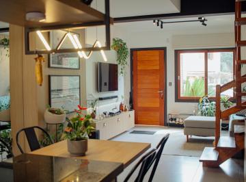 · Casa de Condomínio 2 dormitórios no bairro Teresópolis em Porto Alegre para Comprar