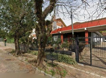 Casa · 170m² · 3 Quartos · 4 Vagas · Casa térrea com 3 quartos no bairro Tristeza
