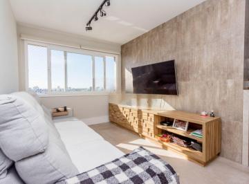 Apartamento de 2 quartos, Porto Alegre · Apartamento com suíte, churrasqueira e 2 vagas no Jardim Europa