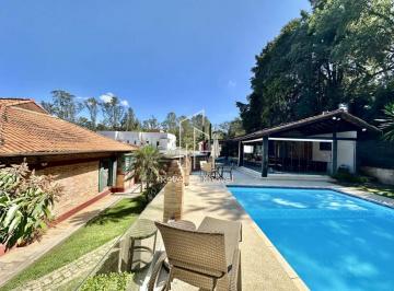 Casa · 362m² · 4 Quartos · 3 Vagas · Casa de Luxo à Venda em Carapicuíba-SP: 4 Quartos, 3 Suítes, 3 Salas, 5 Banheiro