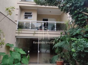 Casa · 220m² · 3 Quartos · 4 Vagas · Imperdível casa à venda em Mauá-SP: 3 quartos, 3 suítes, 4 banheiros, 4 vagas, 2