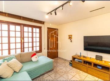 Casa · 131m² · 2 Quartos · 4 Vagas · Charmosa Casa com 2 Quartos e 4 Vagas de Garagem na Vila Medeiros - São Paulo-SP