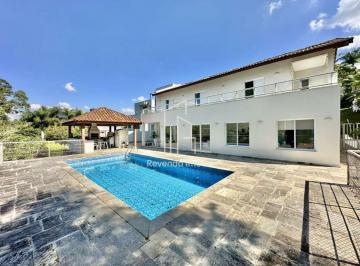 Casa · 375m² · 5 Quartos · 2 Vagas · Luxuosa casa em condomínio à venda em Carapicuíba-SP, Residencial Euroville. 5 q