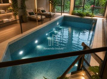 Casa · 750m² · 4 Quartos · 4 Vagas · Casa de luxo com 4 suítes e piscina coberta na Chácara de La Rocca, Carapicuíba-