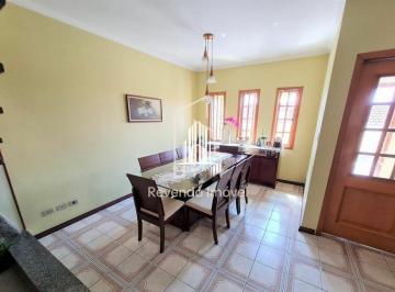 Casa · 234m² · 4 Quartos · 8 Vagas · Sobrado a venda em Mauá com 4 dorms (2 suítes) com 8 vagas de garagem