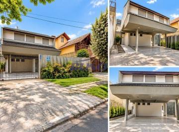 Casa · 372m² · 6 Quartos · 5 Vagas · Casa residencial para Venda no Agua Verde