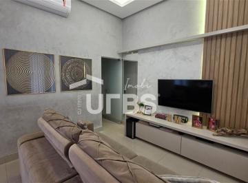 Casa · 114m² · 3 Quartos · 2 Vagas · Casa de Rua - Casa 3 quartos, sendo 1 suíte