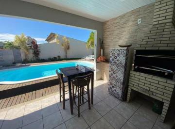 Casa · 200m² · 4 Quartos · Casa super espaçoça e imponente em Biguaçu