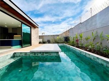 Casa · 250m² · 3 Quartos · 4 Vagas · Condomínio com 3 quartos à venda em Condomínio siena - SP