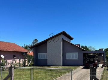 Casa · 182m² · 2 Quartos · 1 Vaga · Casa em Morro Grande