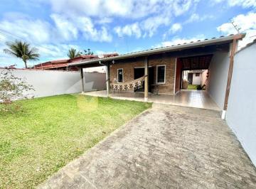 Casa de 3 quartos, Caraguatatuba · Casa à venda no Massaguaçu em Caraguatatuba SP