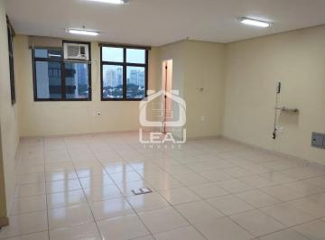 whatsapp-image-2025-04-17-at-11-34-24-31744914387734.jpeg · Sala comercial de 35m² na Chácara Santo Antônio com 1 vaga de garagem