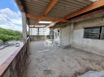 whatsapp-image-2025-01-21-at-15-06-05-31737634281049.jpeg · Casas para investimento à venda de 300m² com 2 vagas no Taboão da Serra