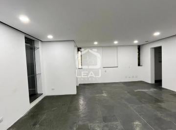 casa-727-2-jpg1777998249671.jpg · Casa comercial de 137m² para locaçã com 5 salas e 2 vagas de garagem no Real Parque  Zona Sul de São