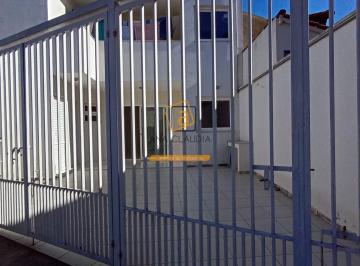 Foto 01 · Casa para locação na Vila Leis em Itu-SP: 2 quartos, sala, 2 banheiros sendo 1 lavabo, garagem e 60m