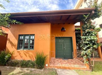 Foto 01 · Casa à venda na Praia do Itaguá em Ubatuba!