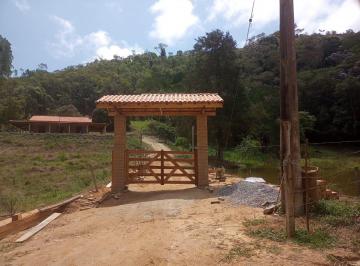 Foto 01 · Sitio à venda em Natividade da Serra-SP, bairro Rural: 3 quartos, 1 suíte, 1 sala, 2 banheiros, 2 va