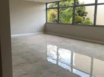 Apartamento de 3 quartos, Brasília · Asa sul - reformado - 3 quartos - 1 vaga.