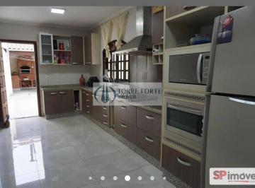 Casa · 167m² · 3 Quartos · 3 Vagas · Sobrado com 3 dormitorios 1 suite 3 vagas,Churrasqueira no Parque do Carmo.