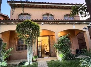 Casa de 4 quartos, Florianópolis · Casa 4 Dormitórios a Venda em Canasvieirras!