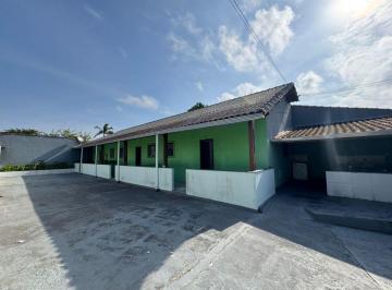Casa de 8 quartos, Peruíbe · Casa com 8 kitnets e espaço gourmet em Peruíbe.