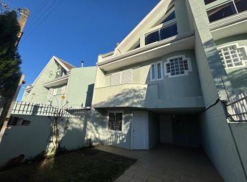 Casa de 3 quartos, Curitiba · Sobrado semimobiliado no Bacacheri com Suíte, Ático, Lareira e Churrasqueira