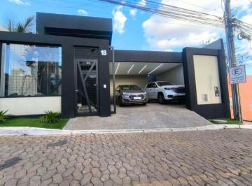 Casa de 3 quartos, Vicente Pires · SHVP - Rua 4 - 3 Suítes Modernas - Closet - 250m - Linda - Hidromassagem - Gourmet - Alto Padrão