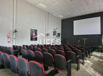 Comercial · 700m² · 10 Vagas · Galpão de 800m2 a venda no Setor Jardim Presidente. São quatro terrenos juntos com área total de 175